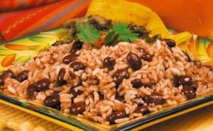 Receta de arroz congrí cubano