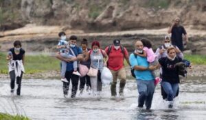 EEUU endurece la ley contra migrantes indocumentados por delitos menores